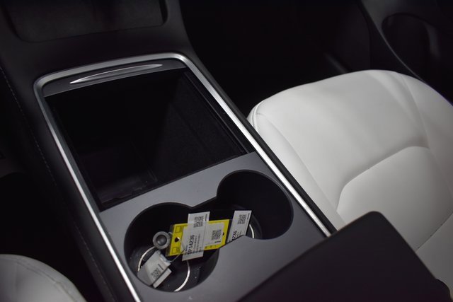 Used 2023 Tesla Model 3 Performance image 18