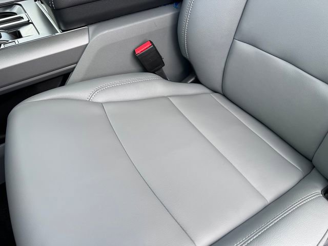 New 2025 Ford F150 Lightning Flash AWD/4WD image 18