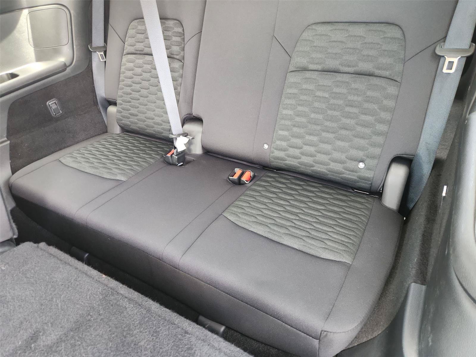 Used 2022 Nissan Pathfinder S FWD image 33