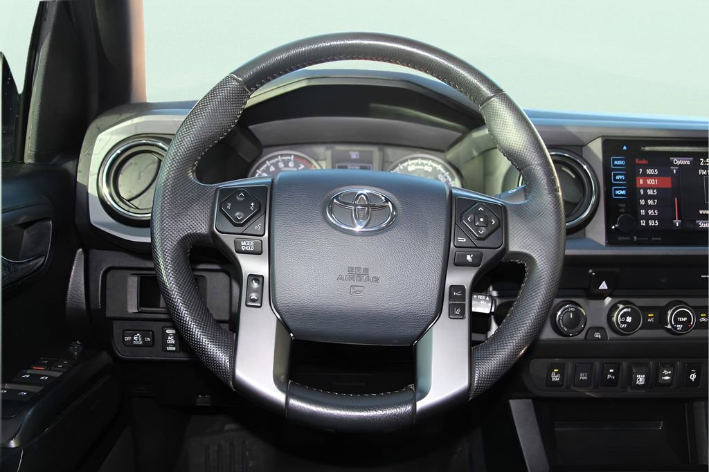 Used 2019 Toyota Tacoma TRD Sport image 10