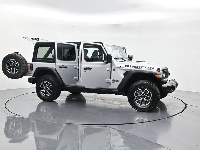 Used 2024 Jeep Wrangler Unlimited Rubicon AWD/4WD image 55