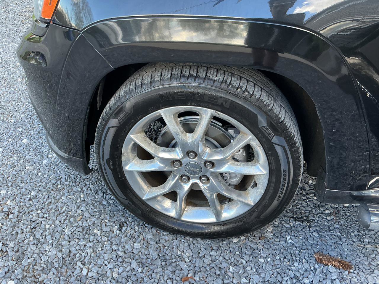 Used 2015 Jeep Grand Cherokee Summit AWD/4WD image 28