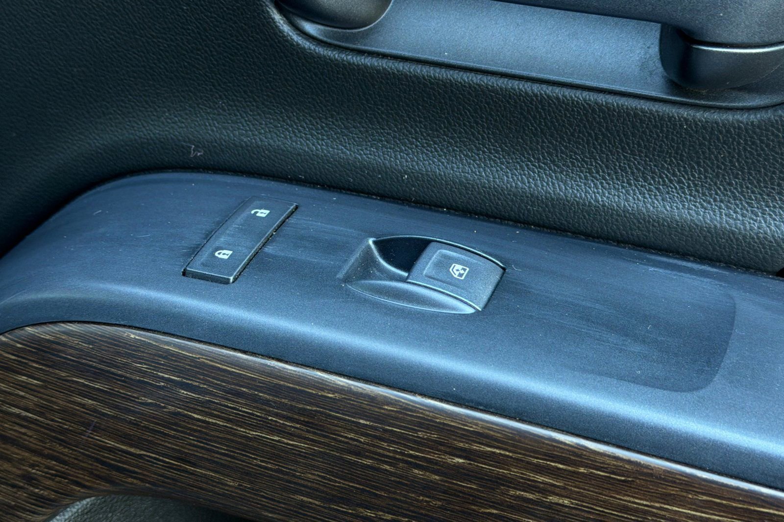 Used 2018 GMC Sierra 2500 Denali w/ Duramax Plus Package image 21