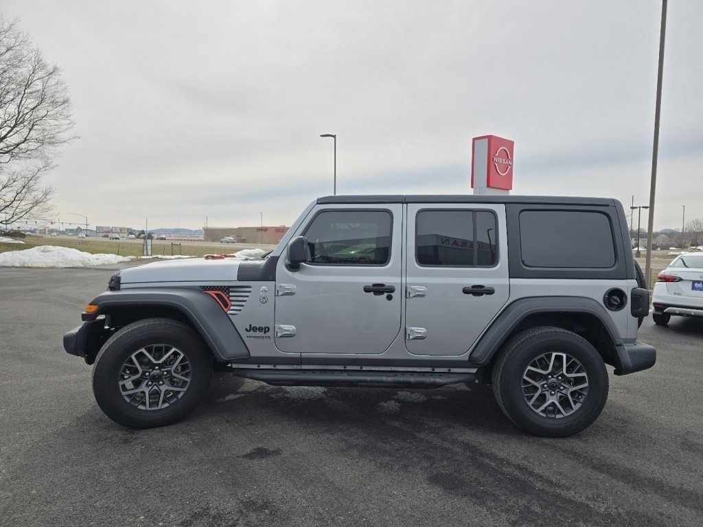 Used 2019 Jeep Wrangler Unlimited Sport image 8