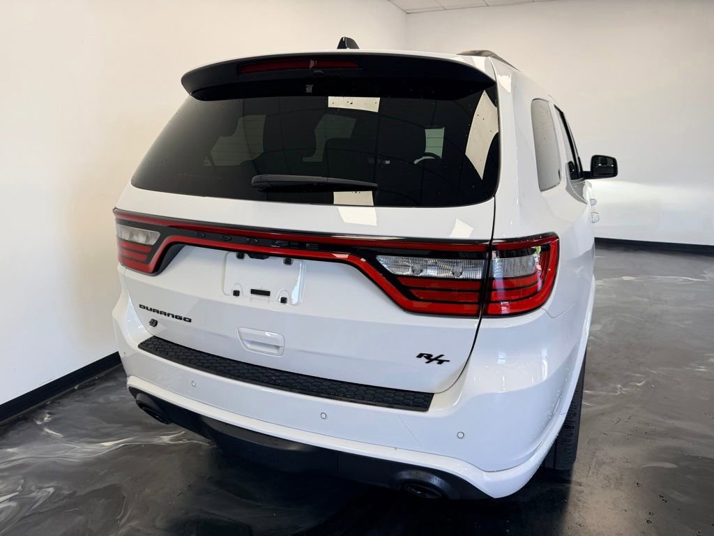 Used 2024 Dodge Durango R/T w/ Tow 'N Go Group AWD/4WD image 7