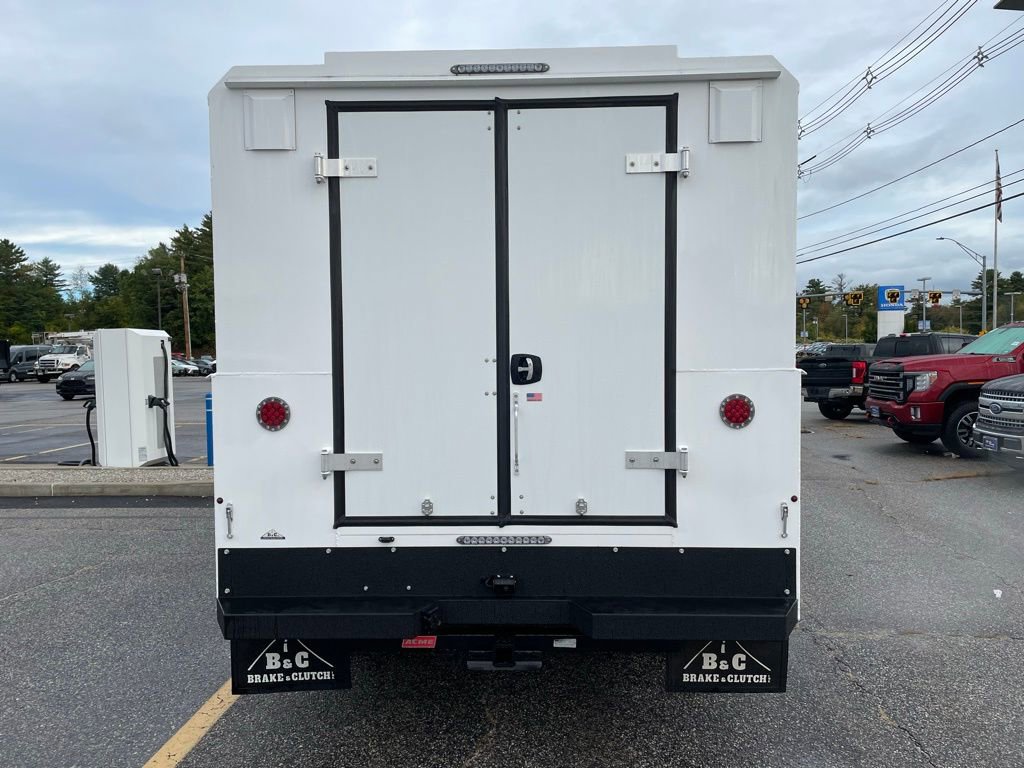 New 2025 Ford F350 XL w/ XL Chrome Package image 4