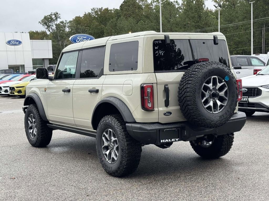 New 2025 Ford Bronco Badlands image 22