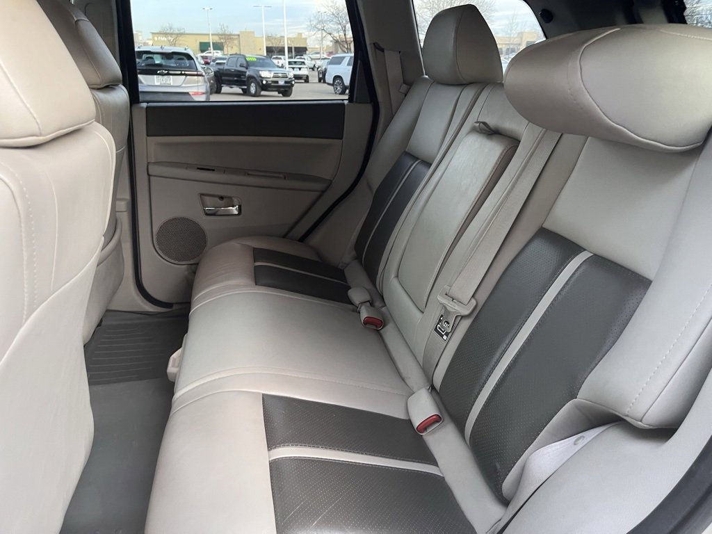 Used 2007 Jeep Grand Cherokee Limited w/ Trailer Tow Group IV image 12