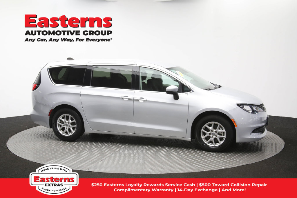 Used 2023 Chrysler Voyager LX FWD image 49