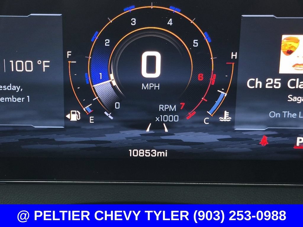 Used 2025 Chevrolet Traverse High Country FWD image 19