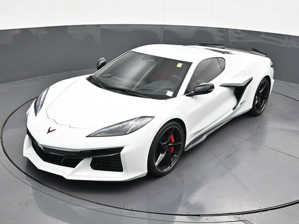 Used 2025 Chevrolet Corvette E-Ray AWD/4WD image 15