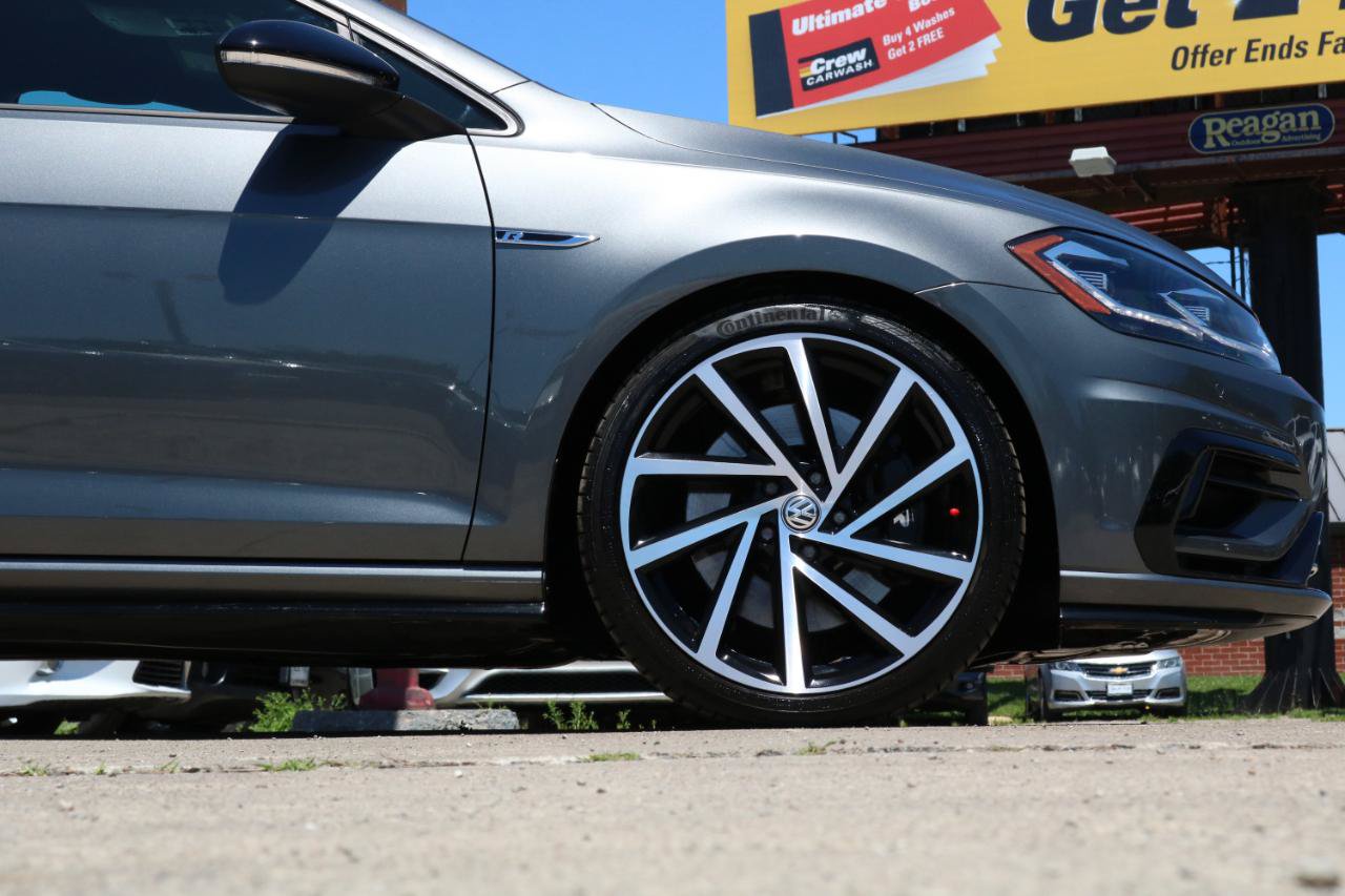 Used 2019 Volkswagen Golf 4-Door AWD/4WD image 7