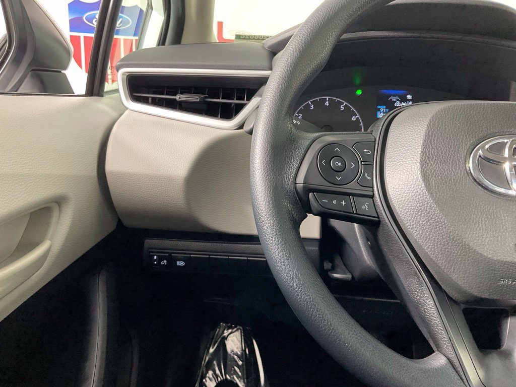 Used 2024 Toyota Corolla LE FWD image 23