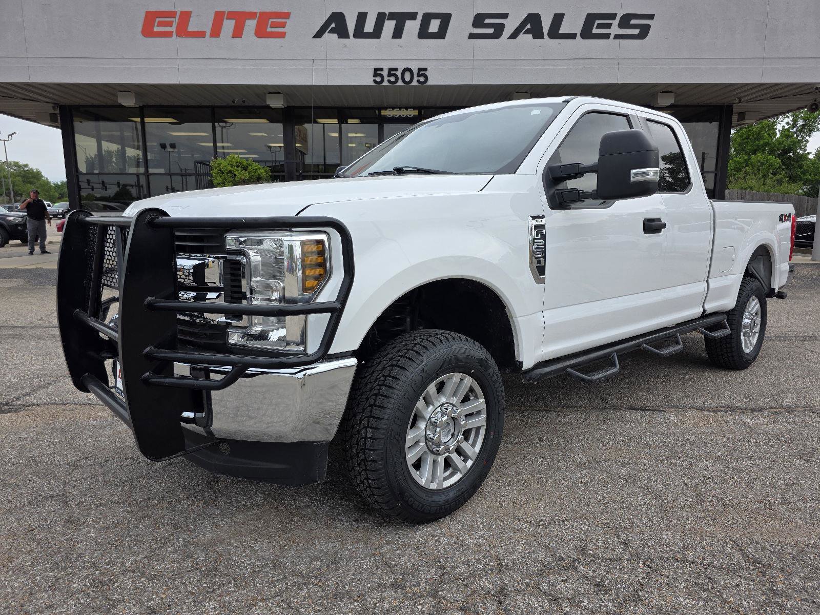 Used 2018 Ford F250 XLT w/ Snow Plow Prep Package AWD/4WD image 1