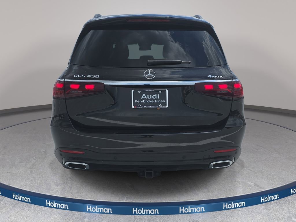 Used 2024 Mercedes-Benz GLS 450 4MATIC image 7