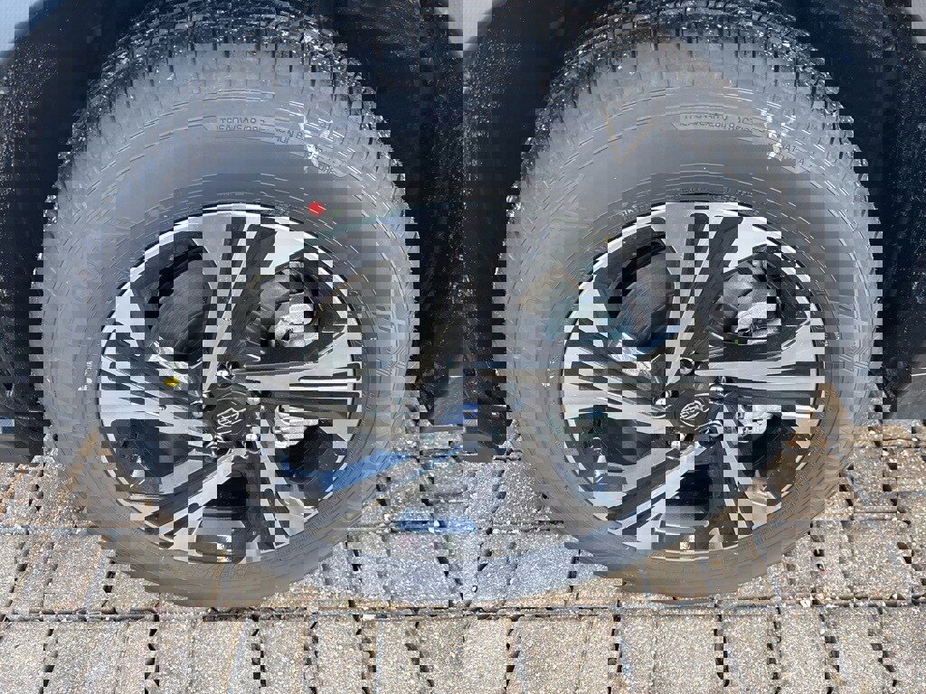 New 2025 Subaru Crosstrek 2.0i Premium image 3