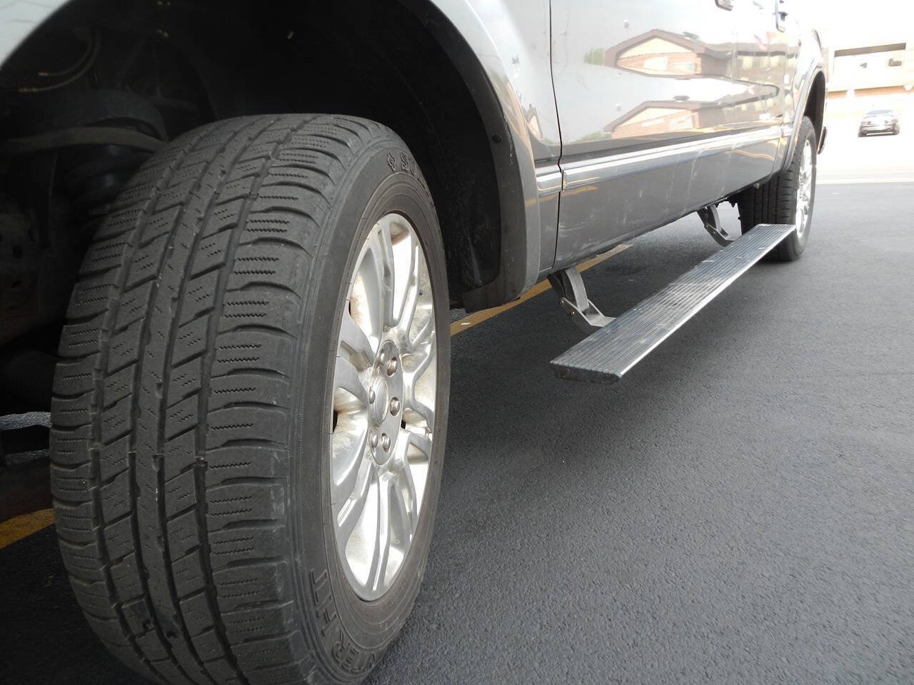 Used 2010 Ford F150 Platinum AWD/4WD image 17