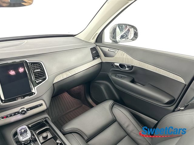 Used 2025 Volvo XC90 B6 Ultra w/ Protection Package Premier image 34