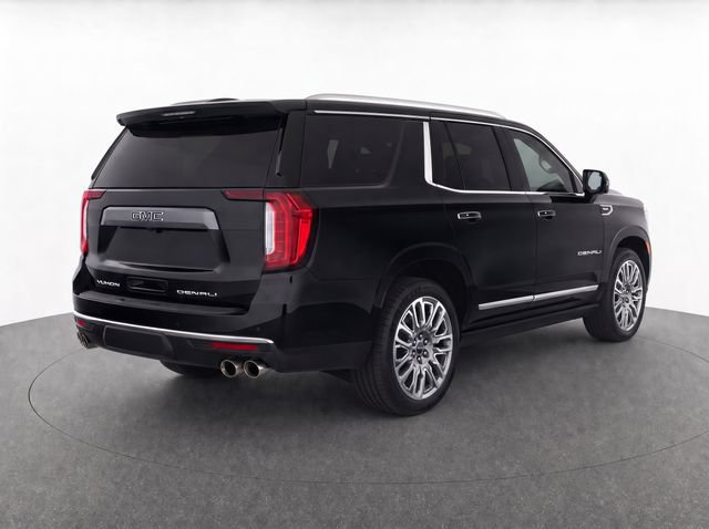 Used 2024 GMC Yukon Denali Ultimate AWD/4WD image 4
