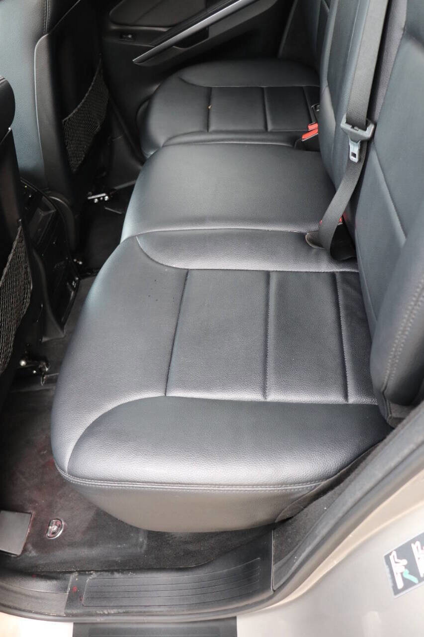 Used 2009 Mercedes-Benz ML 320 BlueTEC 4MATIC image 39