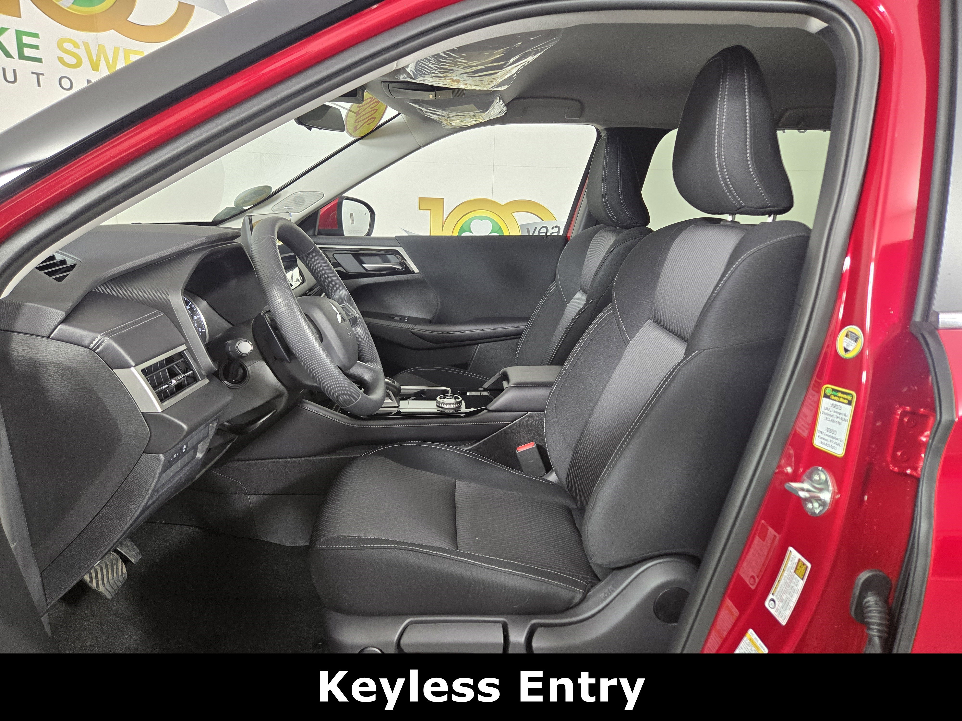 New 2026 Mitsubishi Outlander ES image 10