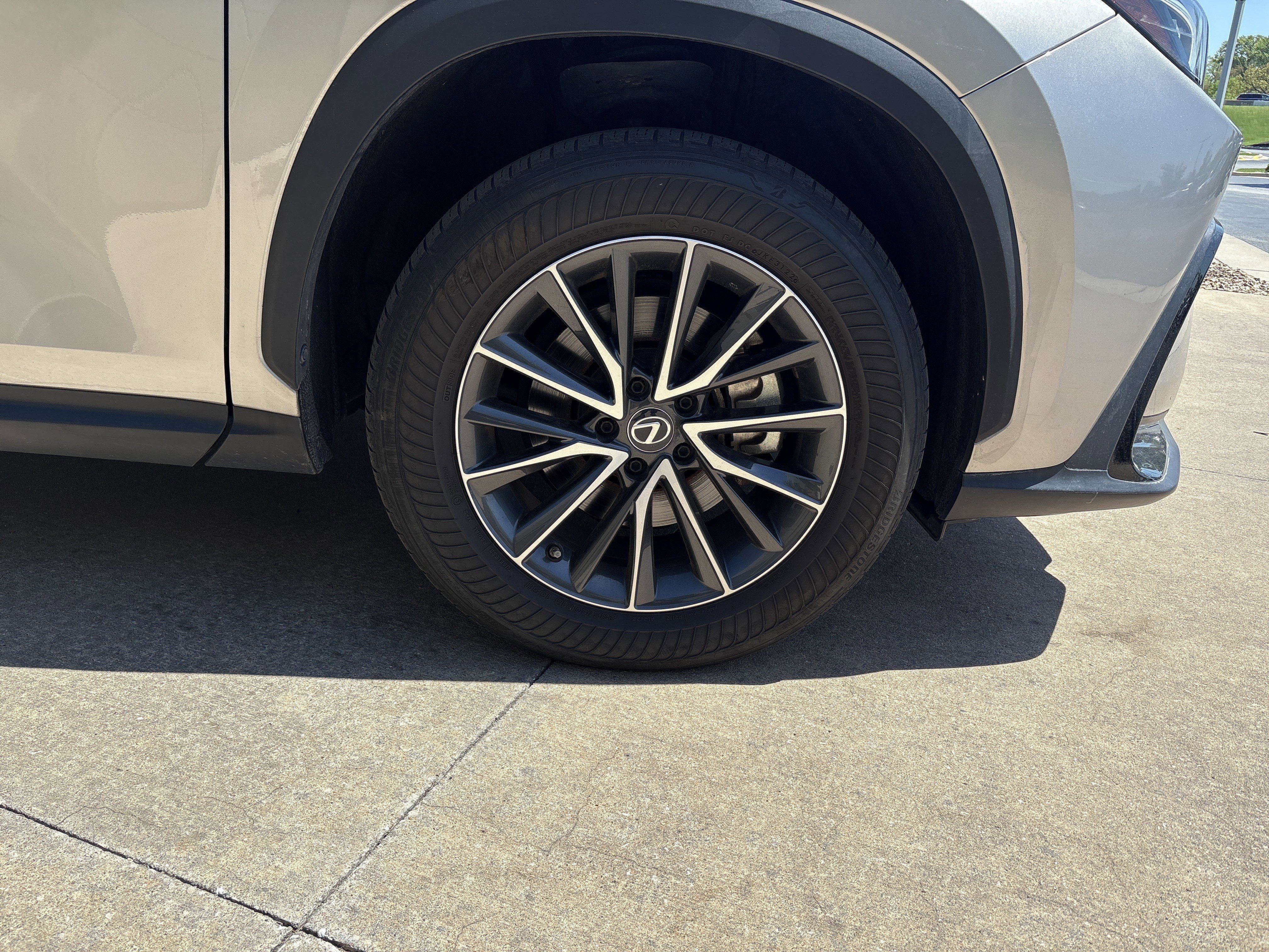 Used 2023 Lexus NX 350 AWD image 13