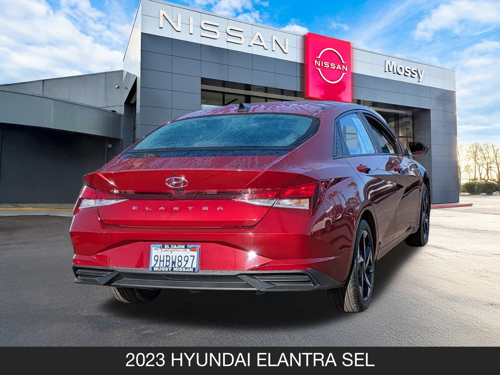Used 2023 Hyundai Elantra SEL w/ Convenience Package image 8