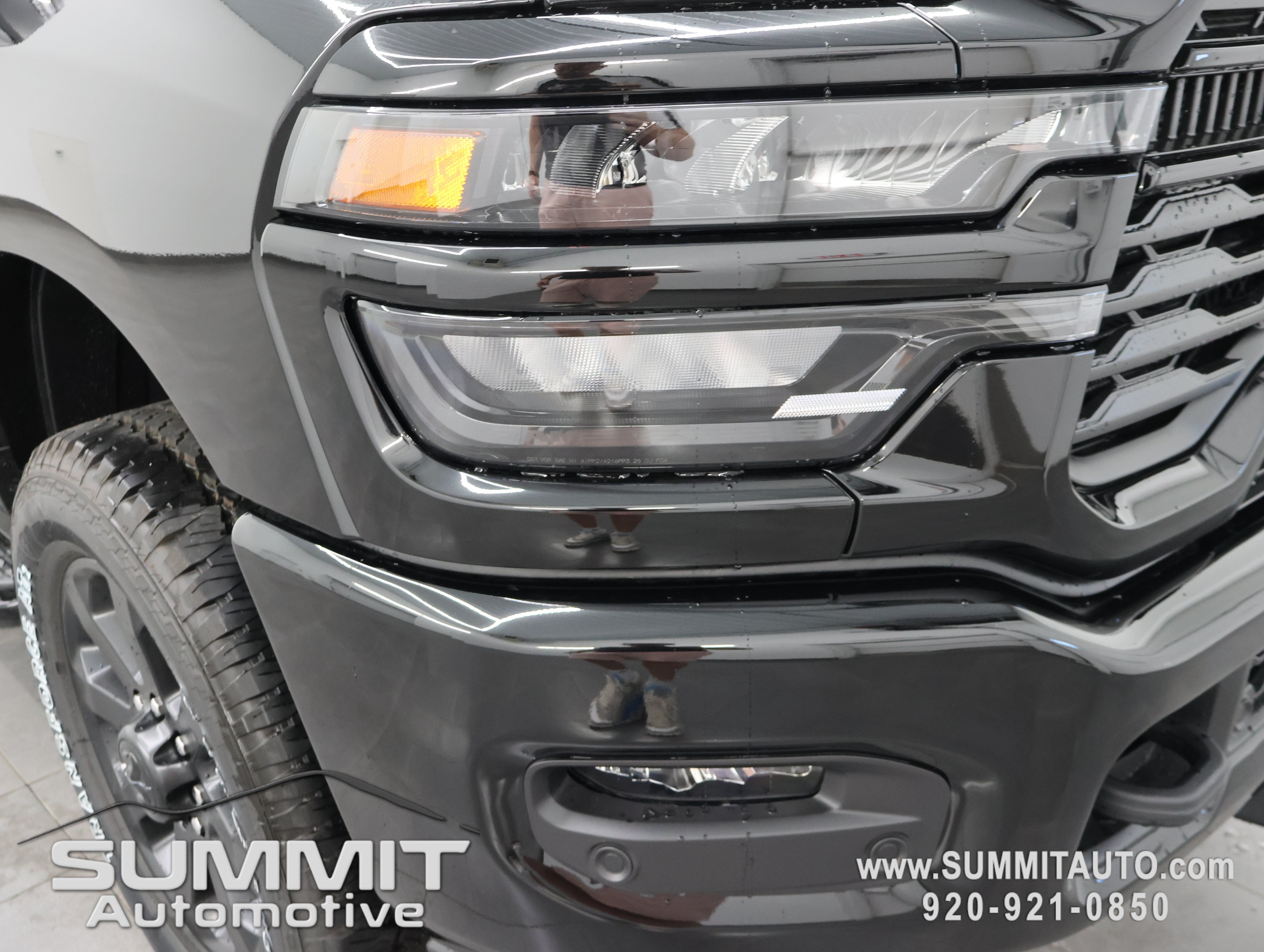 New 2026 RAM 3500 Big Horn AWD/4WD image 27