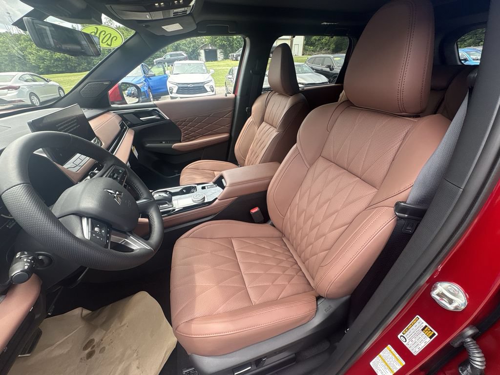 New 2026 Mitsubishi Outlander SEL FWD image 11