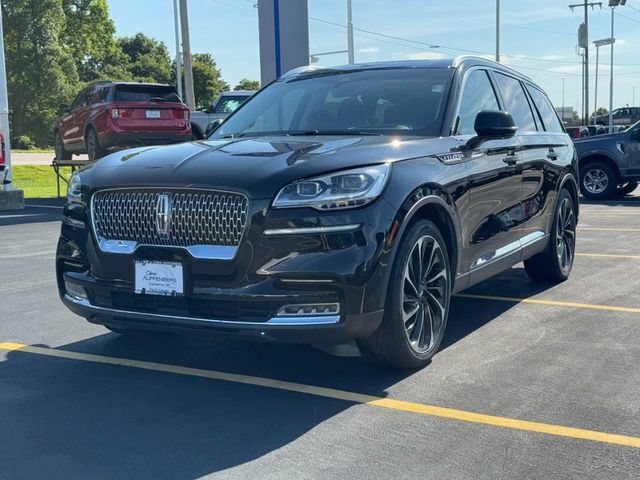 Used 2023 Lincoln Aviator Reserve w/ Equipment Group 201A AWD/4WD image 8