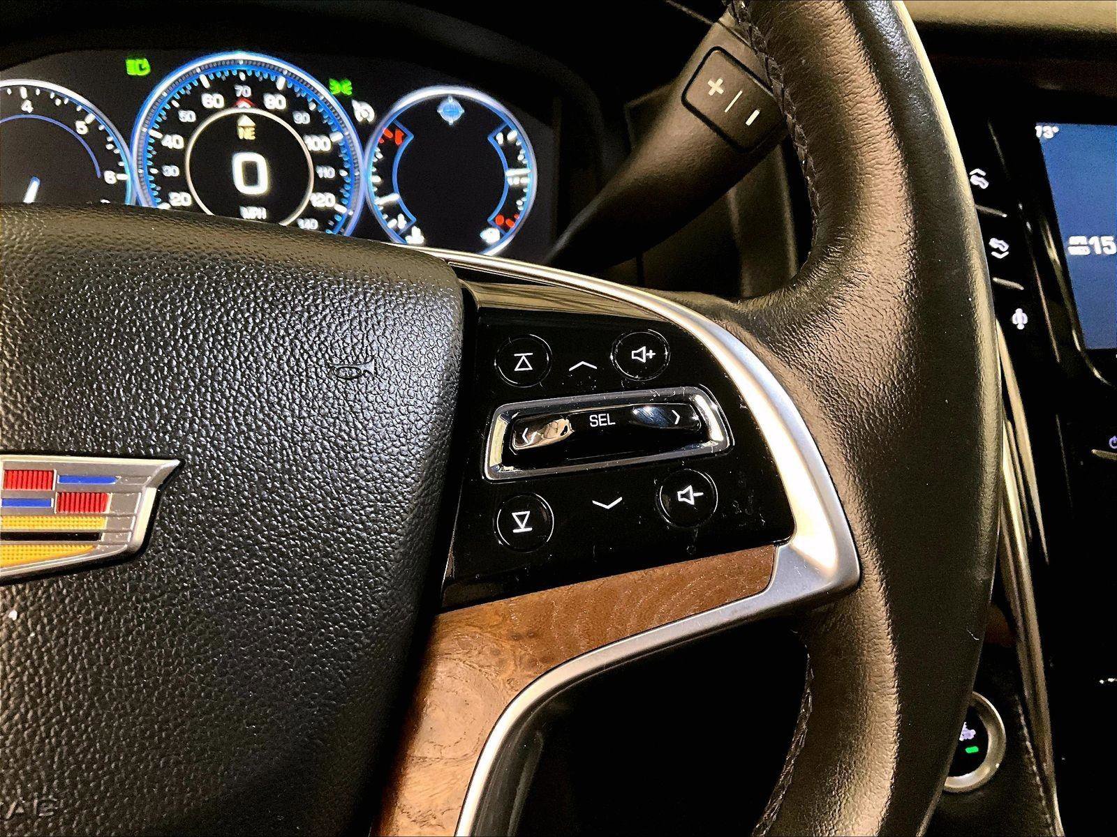 Used 2015 Cadillac Escalade ESV Luxury image 18