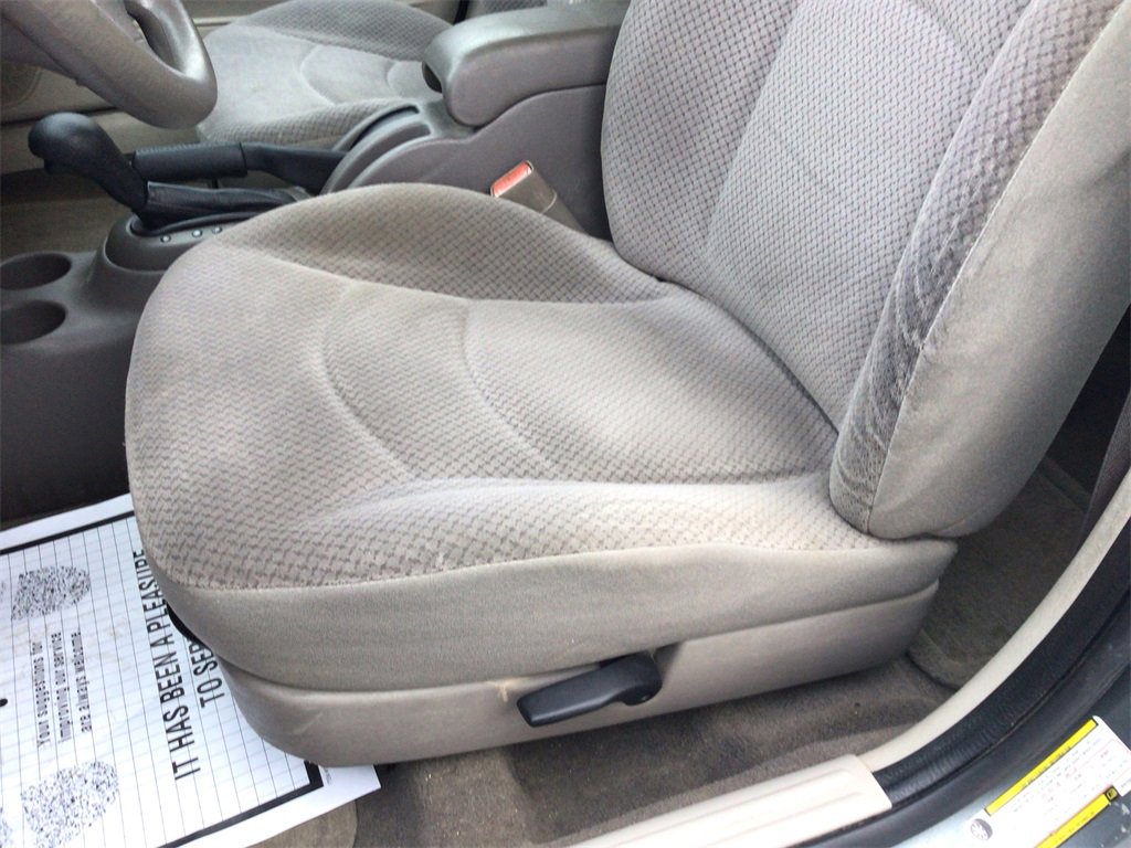 Used 2006 Dodge Stratus SXT image 17