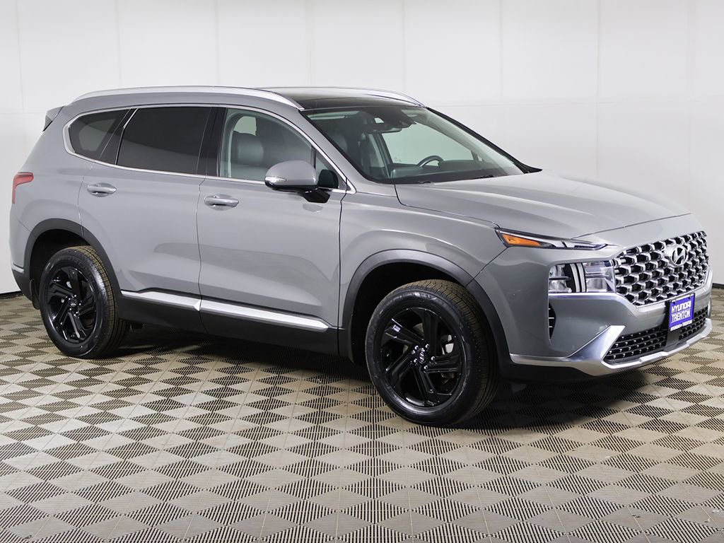 Used 2023 Hyundai Santa Fe SEL w/ Premium Package image 2
