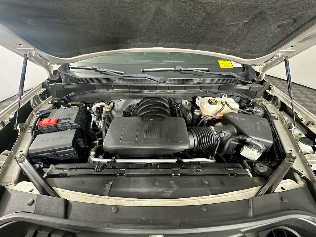 Used 2023 Chevrolet Suburban LT image 33