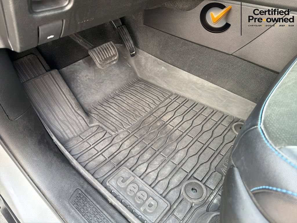 Used 2022 Jeep Grand Cherokee Trailhawk AWD/4WD image 57
