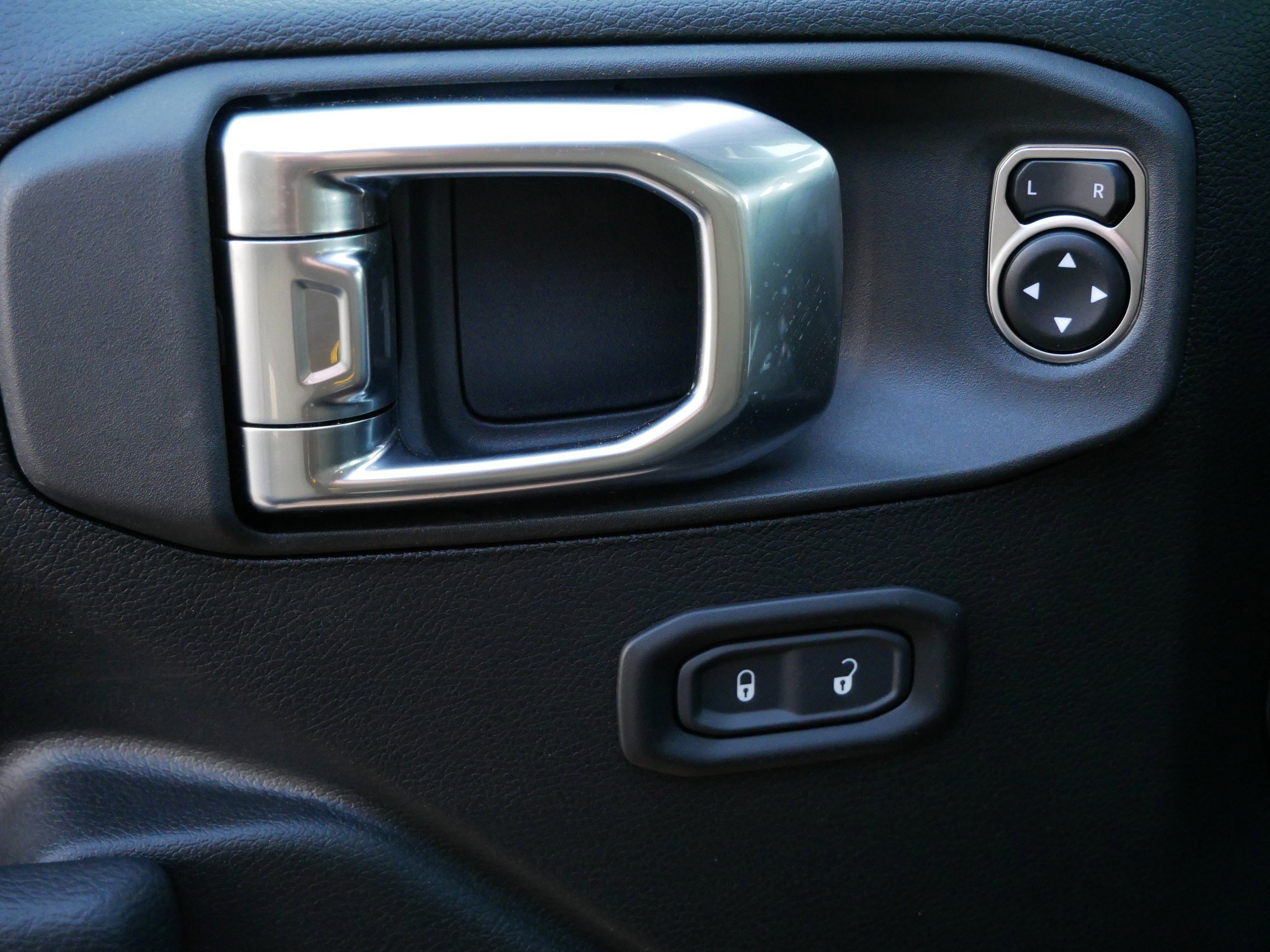 New 2026 Jeep Wrangler Sport S image 13