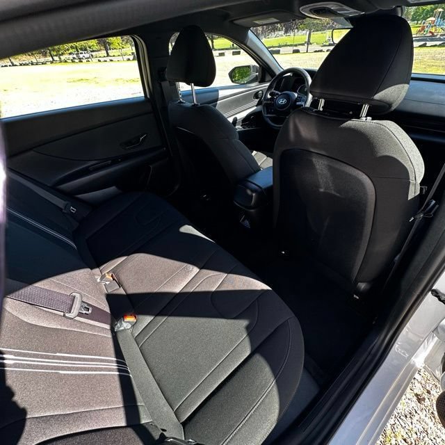 Certified 2025 Hyundai Elantra Sport FWD image 16