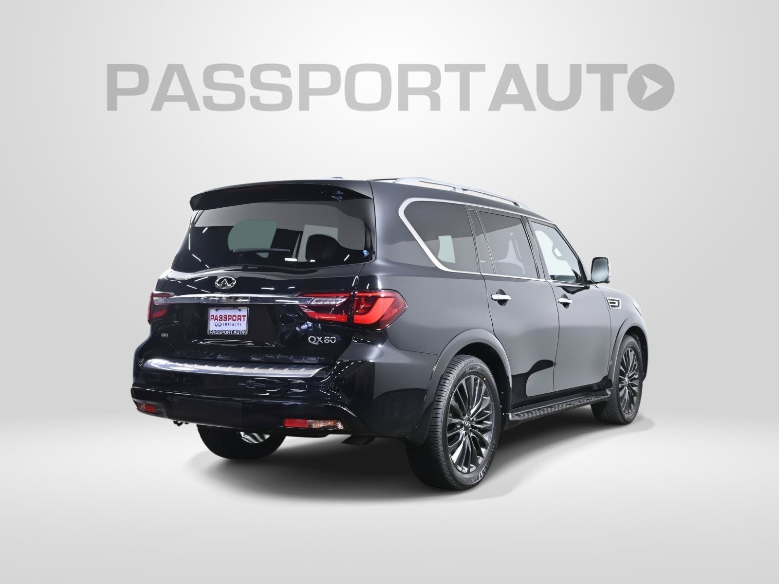 Used 2022 INFINITI QX80 Sensory w/ All-Season Package AWD/4WD image 6