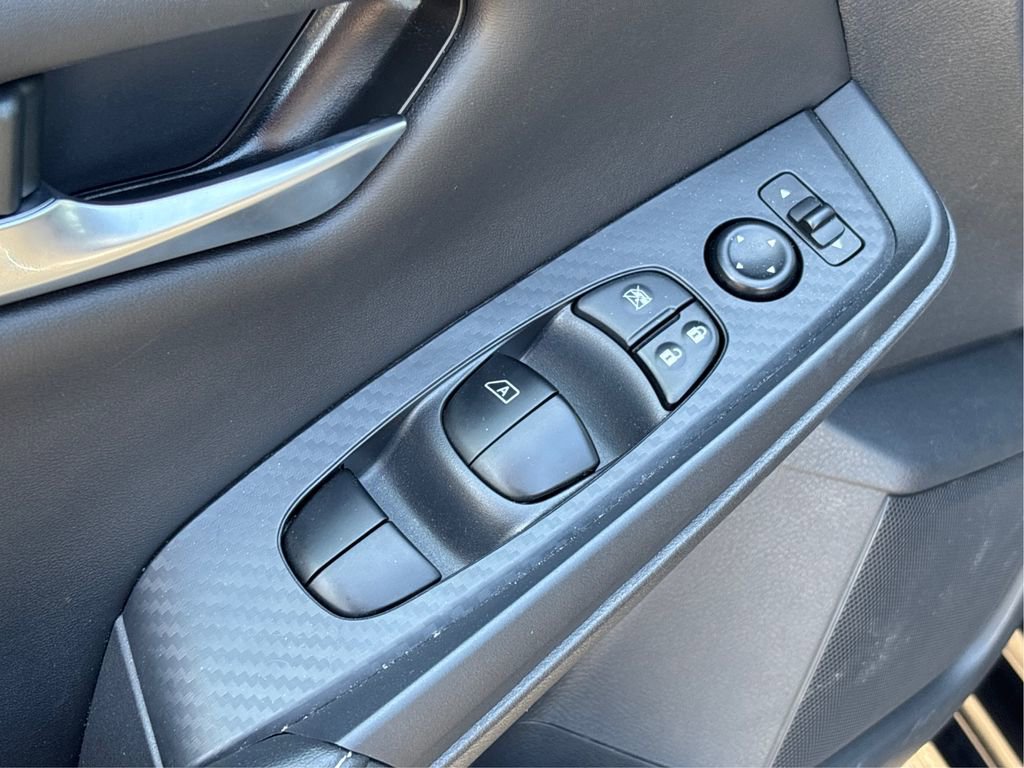 Used 2023 Nissan Sentra SV w/ All-Weather Package FWD image 29