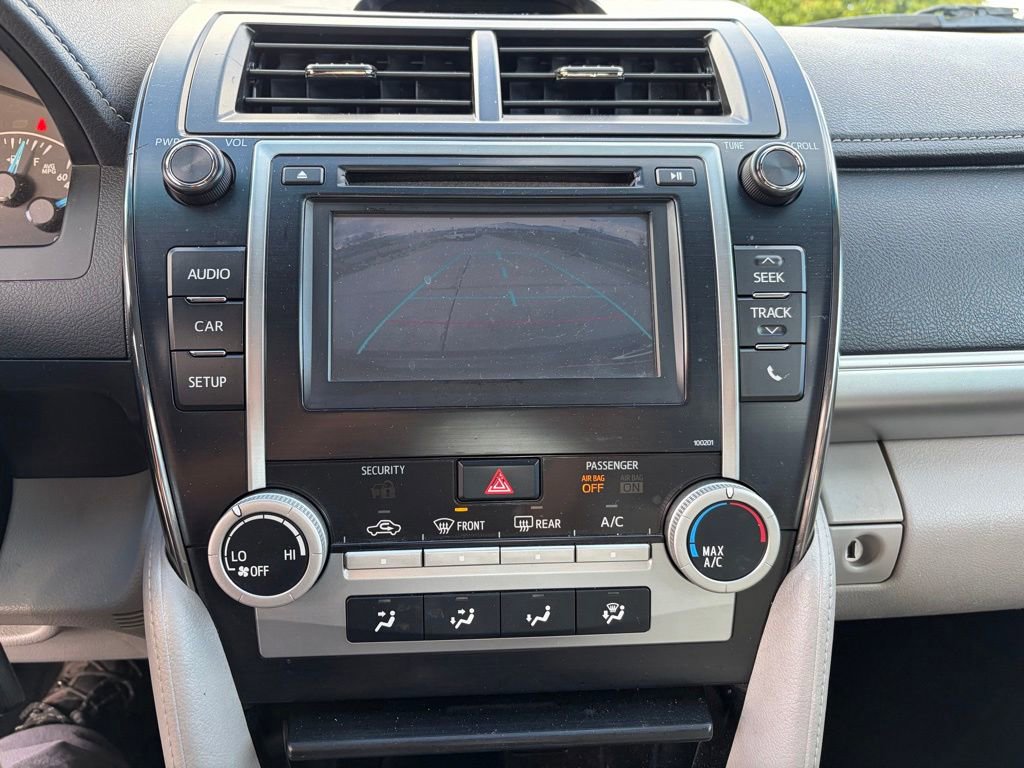 Used 2014 Toyota Camry FWD image 32