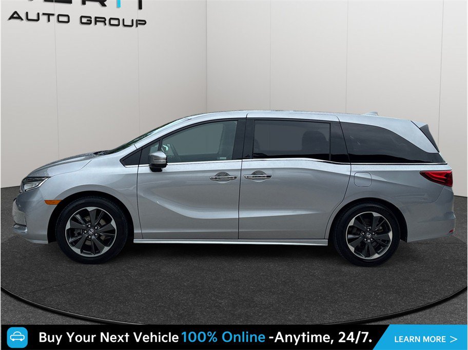 Used 2023 Honda Odyssey Elite image 5