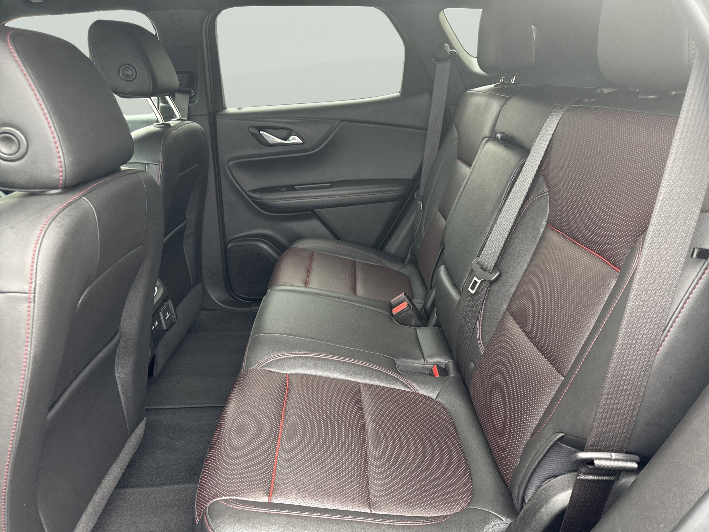 Used 2022 Chevrolet Blazer RS image 9