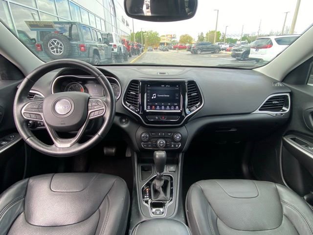 Used 2020 Jeep Cherokee Limited image 16