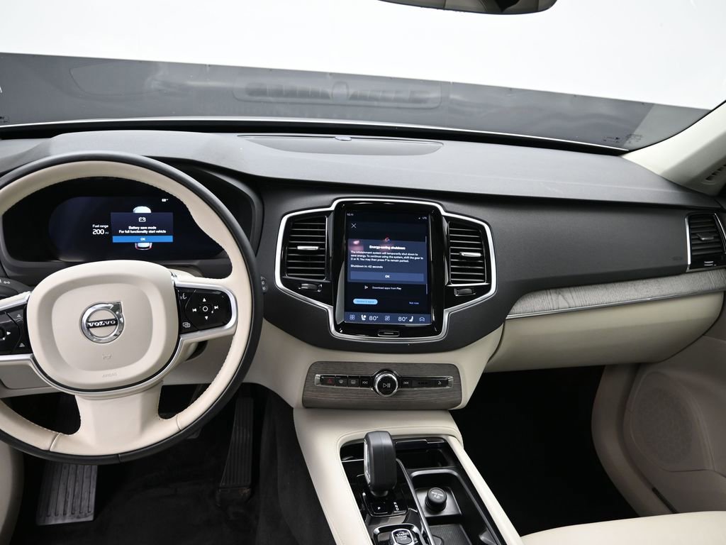 Used 2023 Volvo XC90 B5 Plus w/ Protection Package Premier image 12