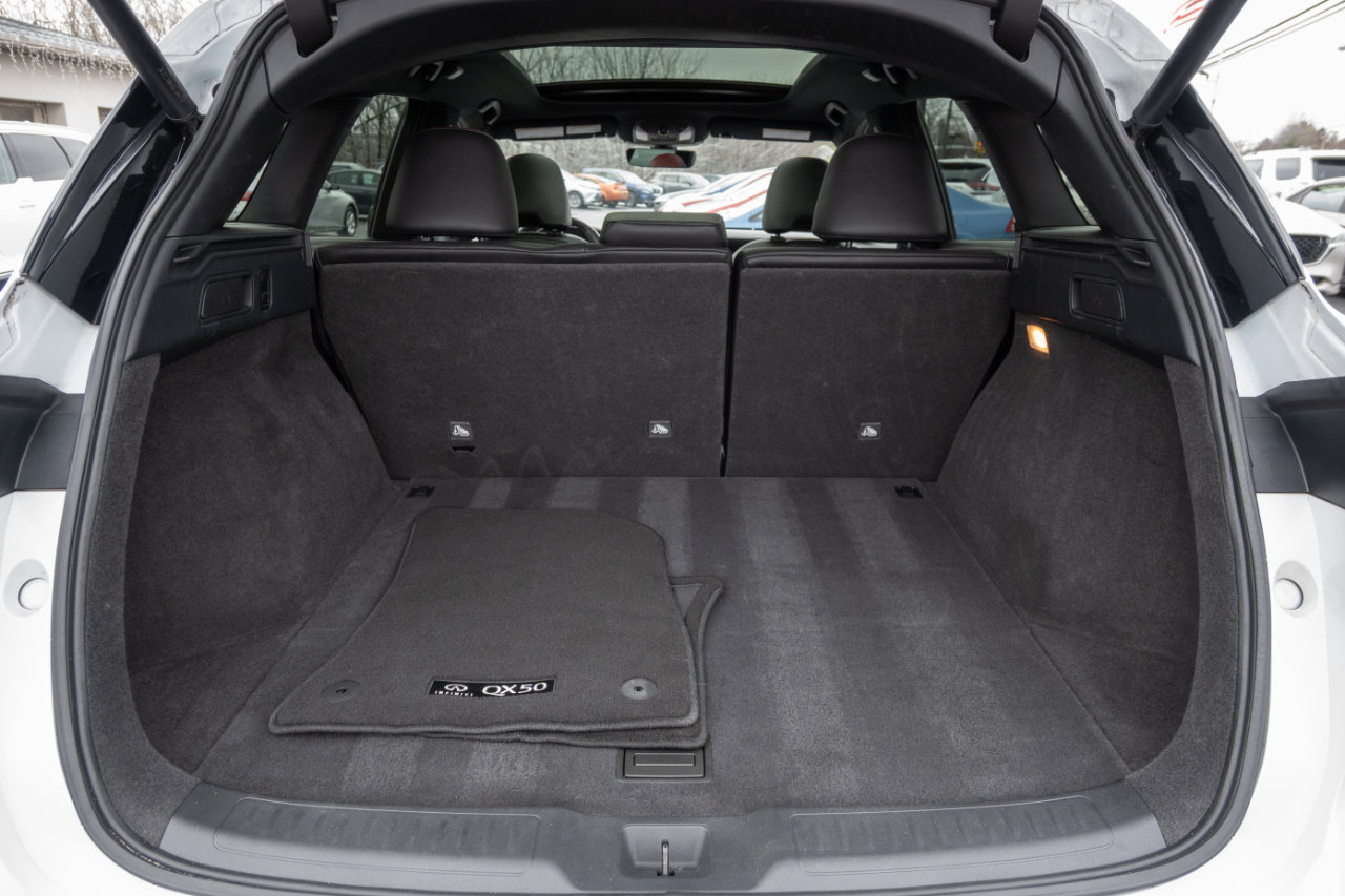 Used 2023 INFINITI QX50 Sport image 21