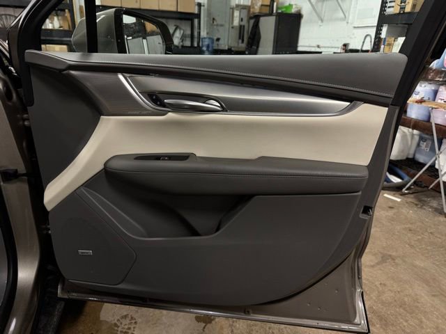 Used 2023 Cadillac XT5 Premium Luxury image 15