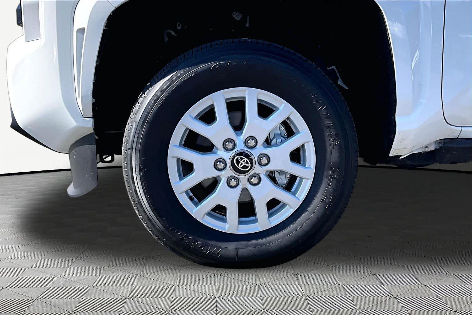 Used 2025 Toyota Tacoma SR5 RWD image 11