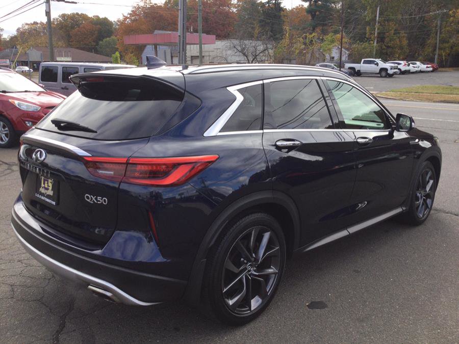 Used 2019 INFINITI QX50 Essential w/ Sensory Package image 5