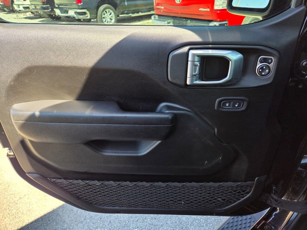 Used 2022 Jeep Gladiator Sport image 23