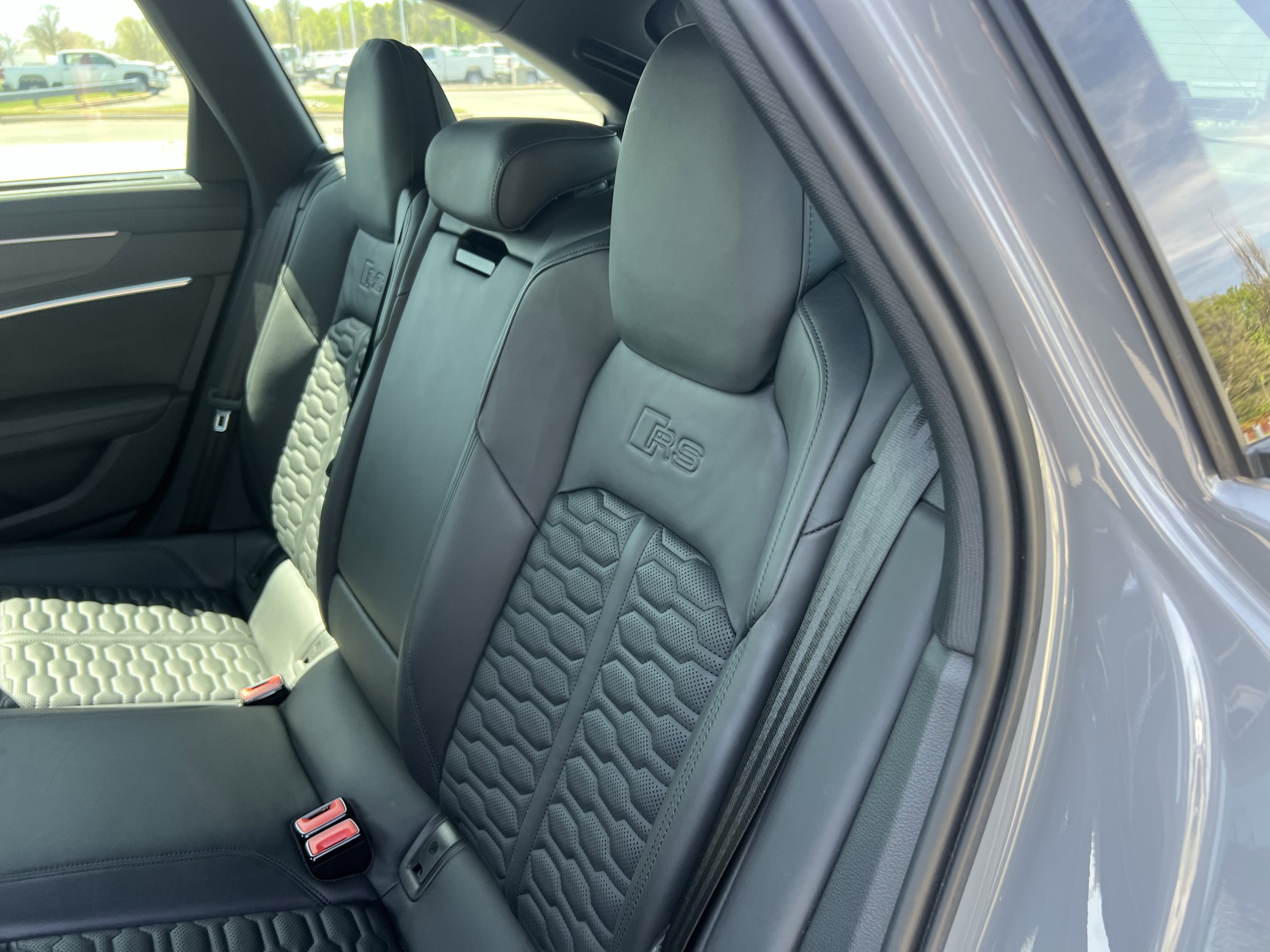 Used 2023 Audi RS 6 image 31